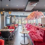 Plaza Premium Parkhotel Hotel