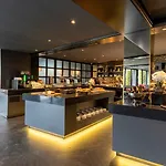 Plaza Premium Parkhotel 4*