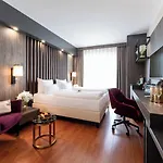 Plaza Premium Parkhotel Hotel 4*