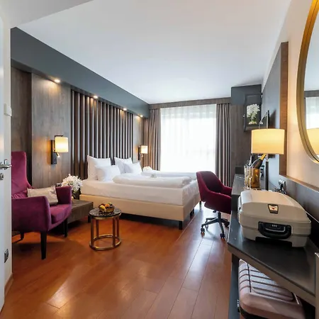 Plaza Premium Parkhotel 4* Neu-Ulm