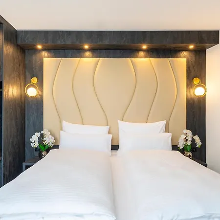 Plaza Premium Parkhotel Neu-Ulm