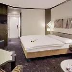 Plaza Premium Parkhotel מלון 4*