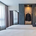 מלון Plaza Premium Parkhotel נוי-אולם