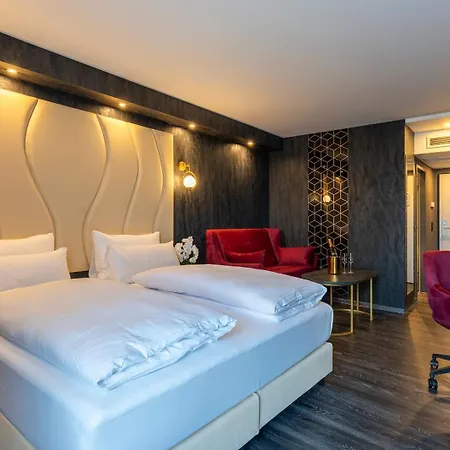 Szálloda Plaza Premium Parkhotel Neu-Ulm