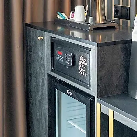 Plaza Premium Parkhotel فندق
