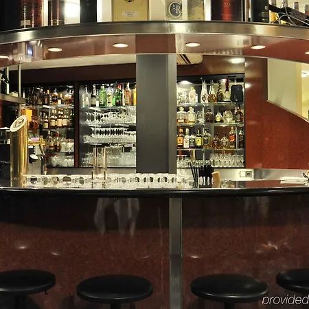 Plaza Premium Parkhotel Hotel 4*