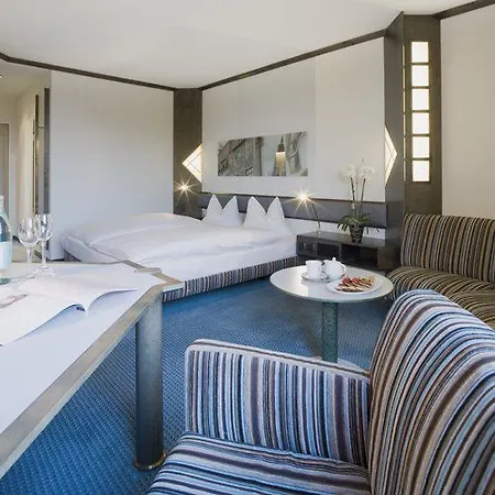 Plaza Premium Parkhotel 호텔 4*